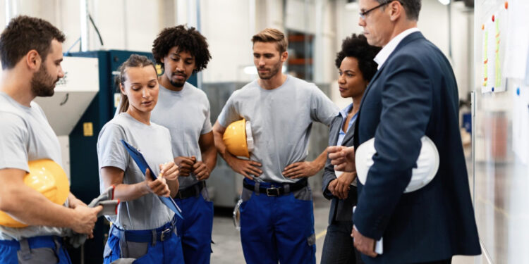 Mennyi lesz a minimálbér Magyarországon 2025-ben?